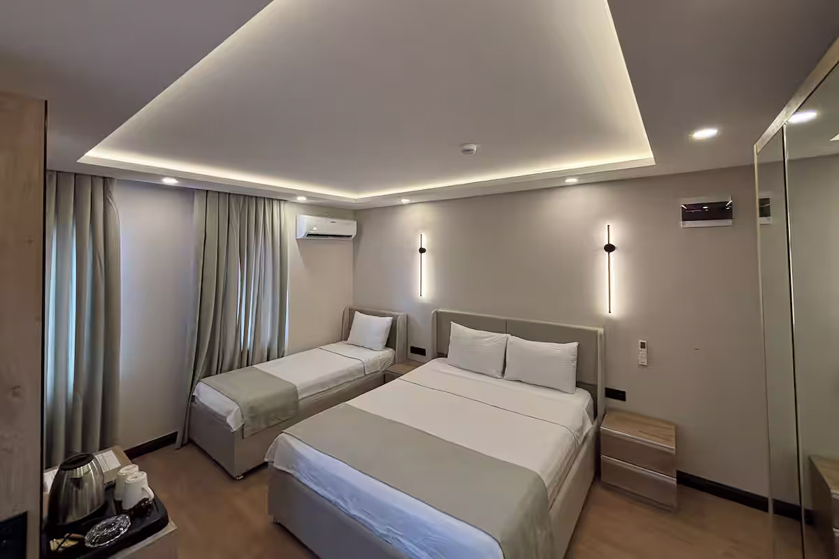 Üç Kişilik Aile Odası